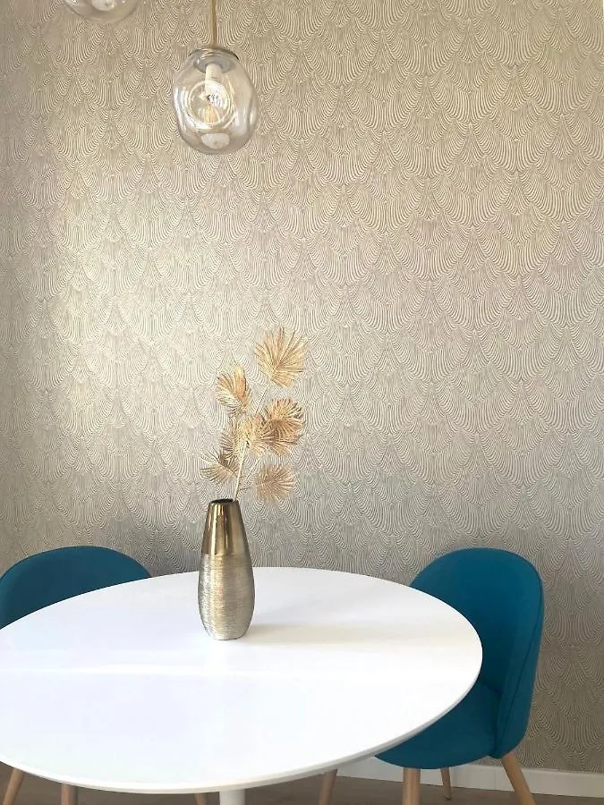 Elegante E Spazioso Appartamento Milan
